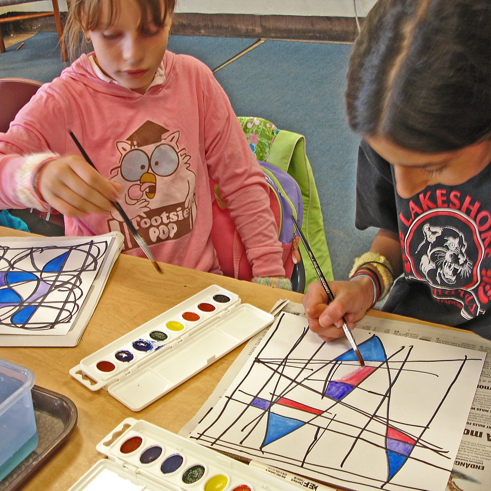 children making art